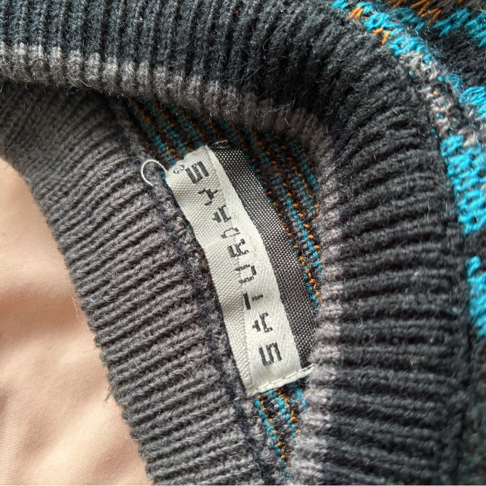 Saturdays, black blue and orange sweater - Picture 4 of 4